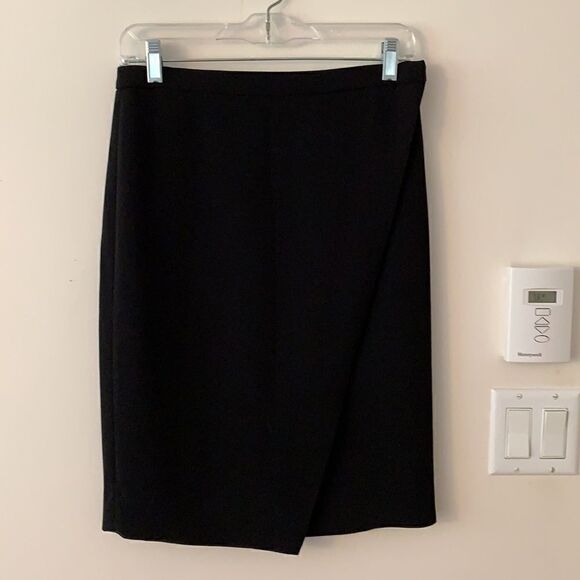 𝅺nwt J Crew black suiting wrap skirt sz 0 - Picture 3 of 6